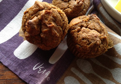 paleo_pumpkin_muffin_2crop